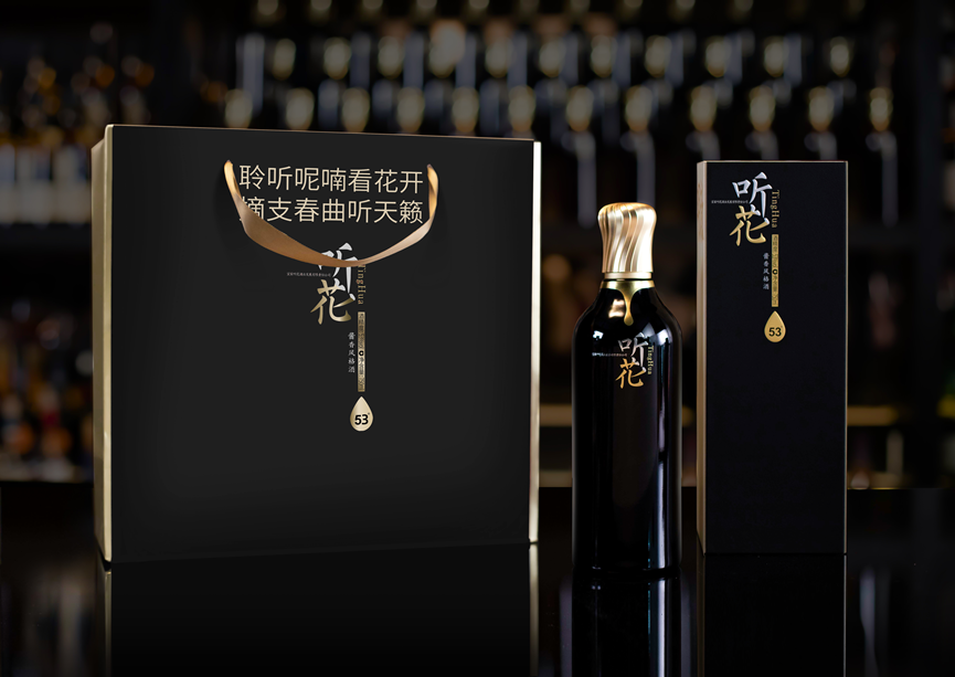 最近一款白酒凭借独特的包装设计闯入白酒行业
